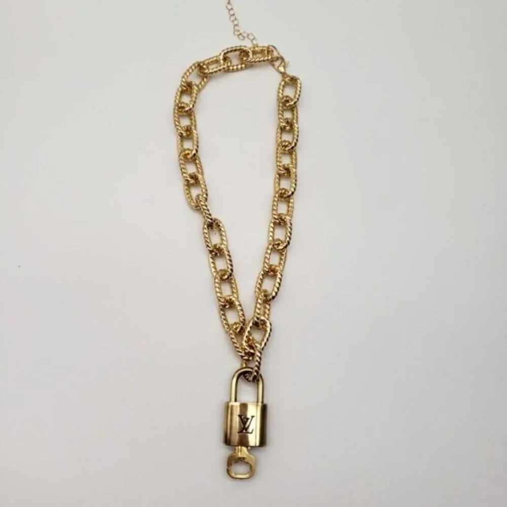 Authentic Louis Vuitton Lock and Key Gold Color with Gold Plated Chain Necklace - Picture 8 of 10